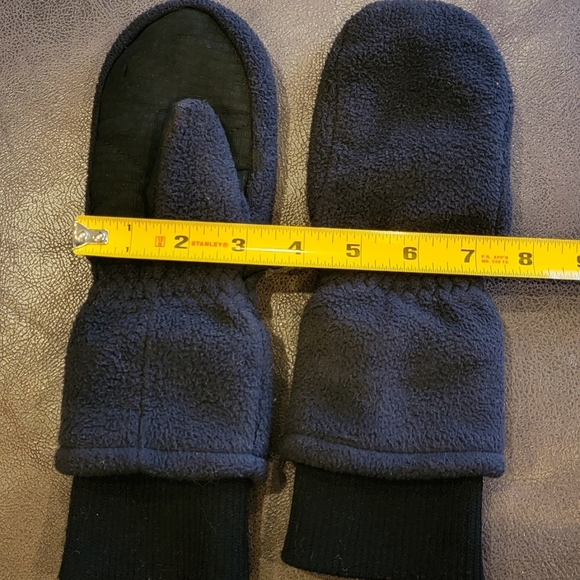 Kids Lands End Black Fleece Mittens - Picture 4 of 5